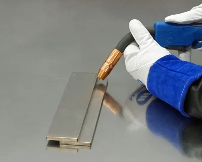 Sécurité en soudage : Obtenir des soudures de haute qualité - Angle de torche et direction de déplacement appropriés (WeldSafe Essentials 17)