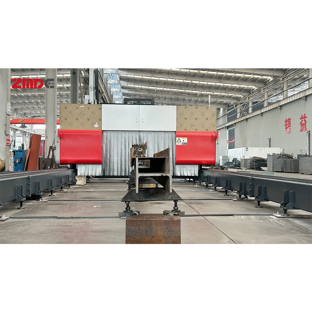 Máquina de corte por láser de fibra óptica CNC para perfiles de acero ZMDE BPCM